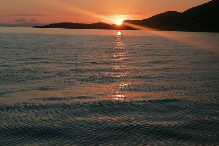 Fishing on the Island of Elba with aperitif and dinner on board