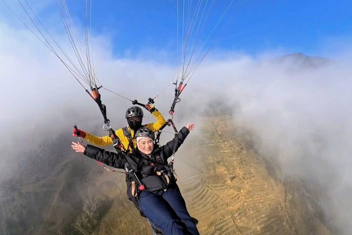 90-Min Daily Sapa Paragliding Tour – Hotel Transfer Included