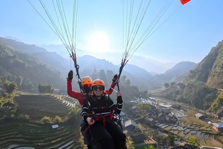 90-Min Daily Sapa Paragliding Tour – Hotel Transfer Included