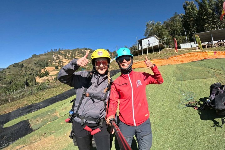 90-Min Daily Sapa Paragliding Tour – Hotel Transfer Included