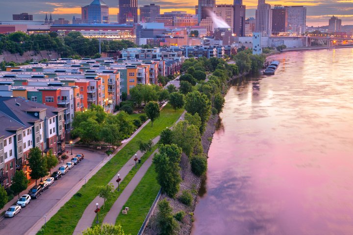 Saint Paul City Tour 2 Hour Sightseeing Experience