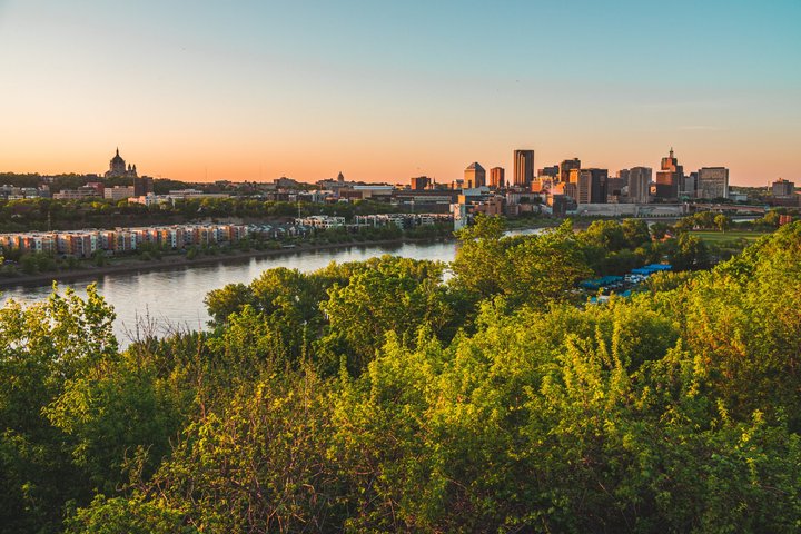 Saint Paul City Tour 2 Hour Sightseeing Experience