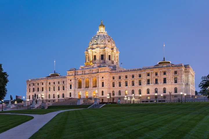 Saint Paul City Tour 2 Hour Sightseeing Experience