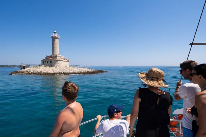 Pirate Boat Tour from Medulin: Blue Cave & Porer with Lunch