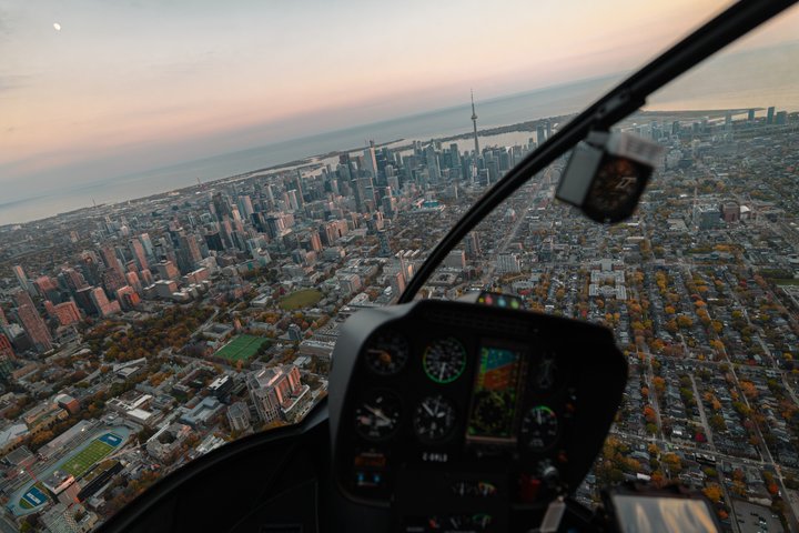 20 km Helicopter Tour over Toronto