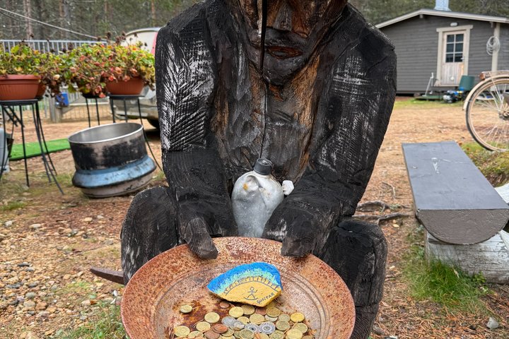 Gold Panning Experience at Kuttura Claim Lapland