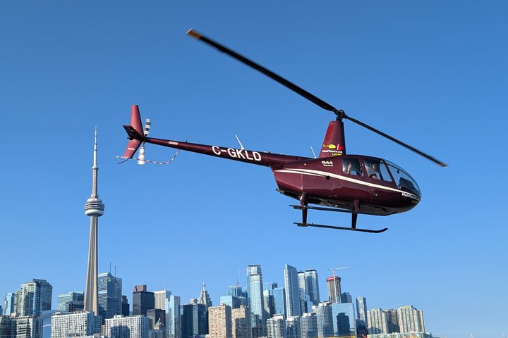 20 km Helicopter Tour over Toronto