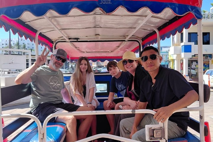 Mazatlán Shared City Tour by Red Truck History and Flavors