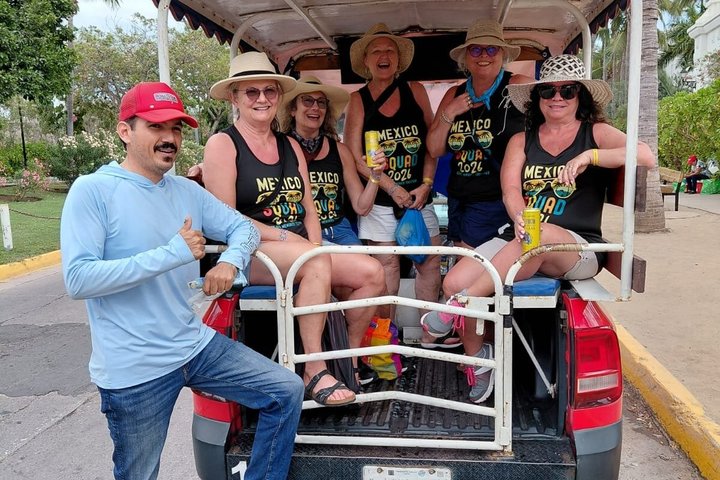 Mazatlán Shared City Tour by Red Truck History and Flavors