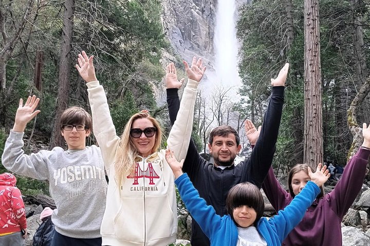 Yosemite and Glacier Point Tour from Los Angeles by Amtrak