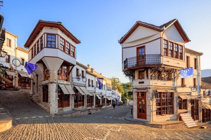Ksamil or Saranda: Gjirokaster Old Town, Blue Eye & Lekursi