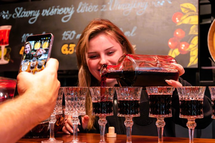 Bratislava: Traditional Food Tour, Tasters & Cherry Liqueur