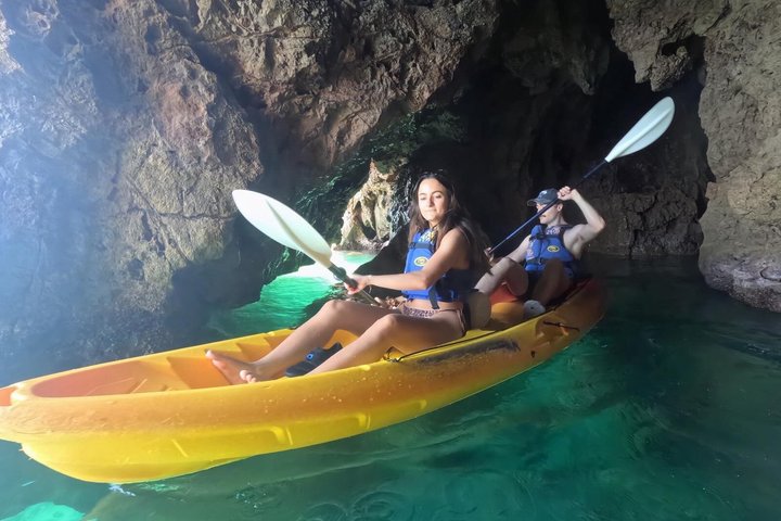 3 Hour of Sea Kayak Trip in the Creeks of Sete