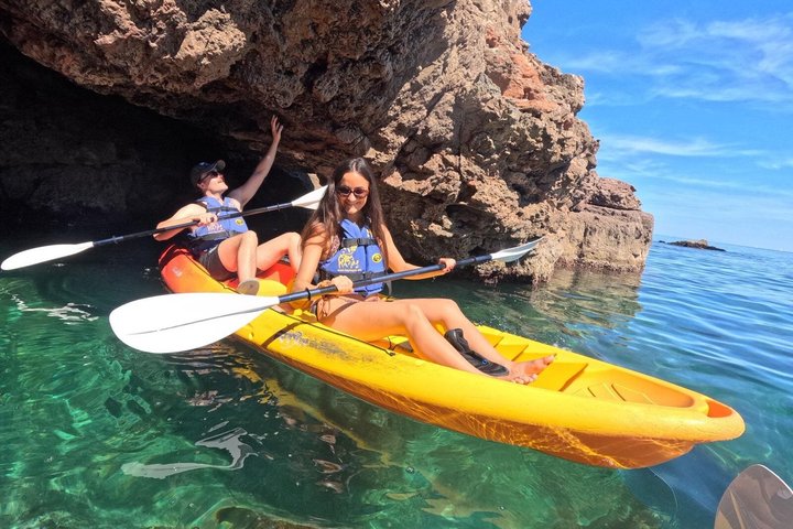 3 Hour of Sea Kayak Trip in the Creeks of Sete