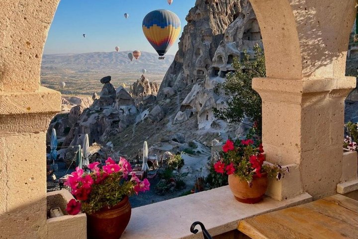 Cappadocia Magics: 3 Day Tour Including Camel Ride & Balloon Ride