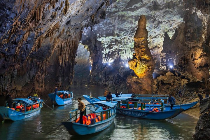 Phong Nha Cave and Paradise Cave: Guided Boat Tour & Exploration