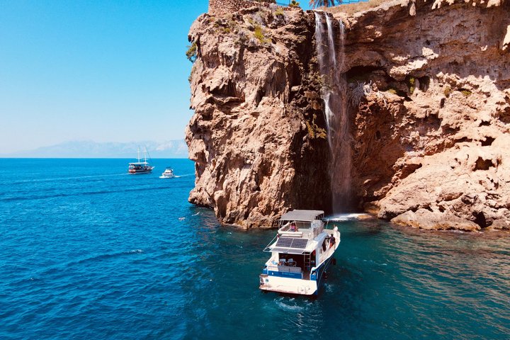 Half Day Private Yacht Trip in Antalya with Lunch Hotel Transfer