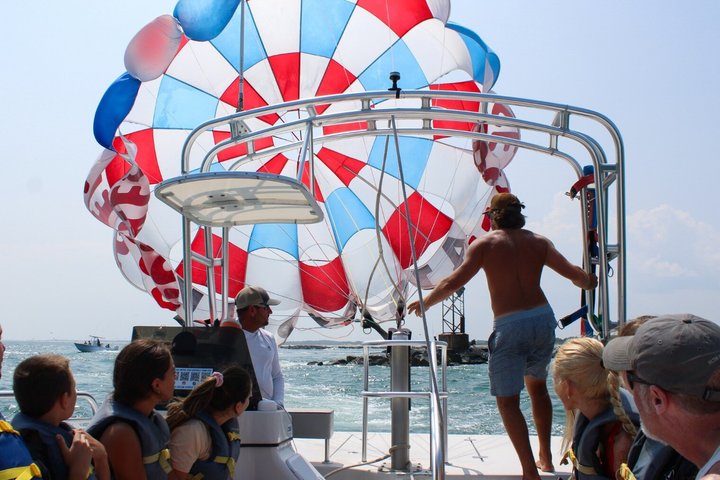1-Hour Ocean Parasailing Adventure In Ocean City, MD