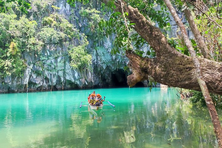 Underground River Day Tour from Puerto Princesa