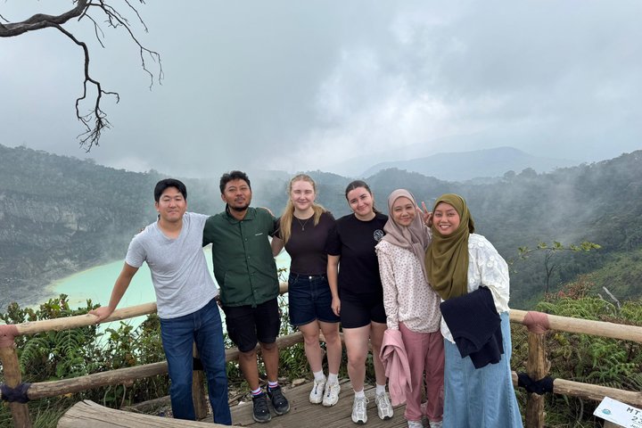 Private Guide Bandung Tour Car Charter