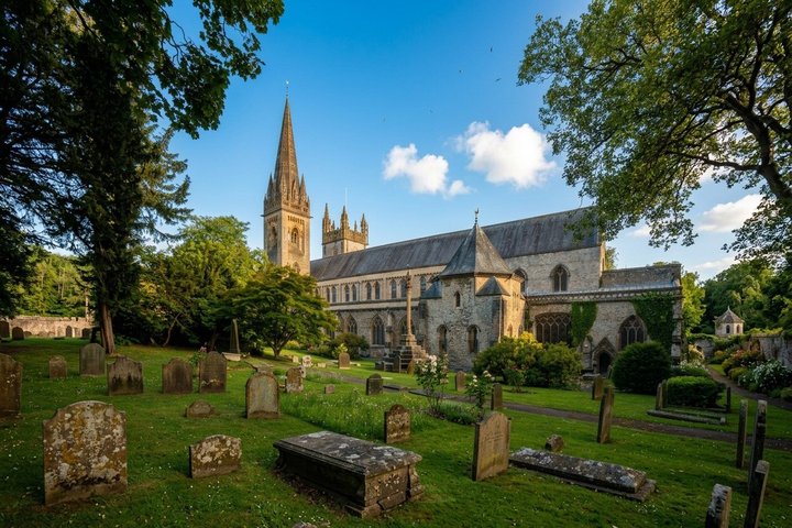 Cardiff: South Wales Mountains, Waterfalls & More Day Tour