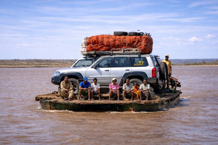Morondava, Tsingy and Baobabs Tour - 4 days