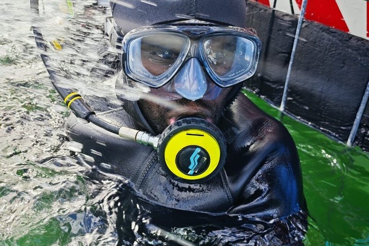 Shark Cage Diving with complimentary air in cage from Gansbaai