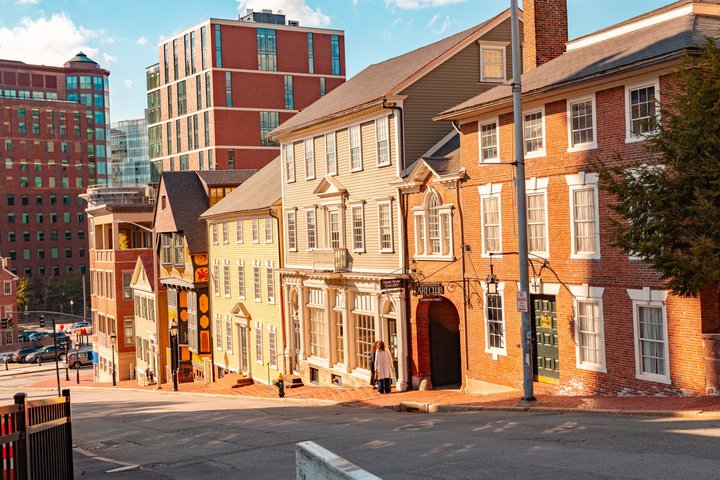 Providence East Side Sights and Stories Guided Tour