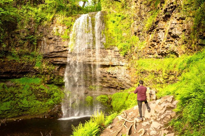 Cardiff: South Wales Mountains, Waterfalls & More Day Tour