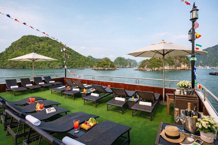 Halong Bay 5-Star Day Cruise-Titop Island, Cave, Jacuzzi & Buffet