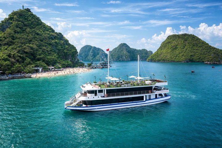 Halong Bay 5-Star Day Cruise-Titop Island, Cave, Jacuzzi & Buffet