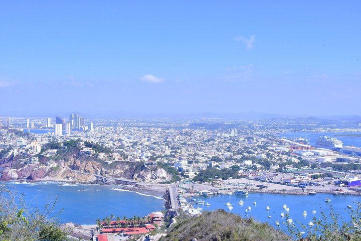 Private Mazatlán City Tour by Red Truck History and Flavors
