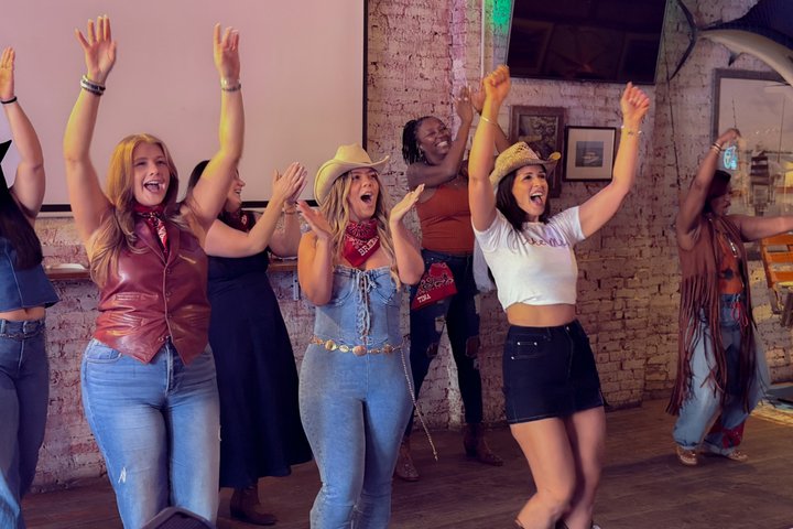Line Dancing on Broadway + Beginners Level+ Souvenir Video