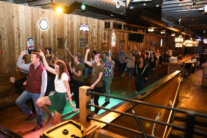 Line Dancing on Broadway + Beginners Level+ Souvenir Video