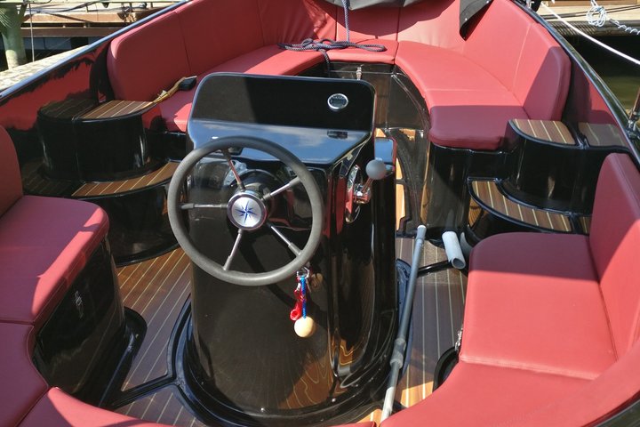 Potsdam Wannsee explore boat 1 to 8 persons License free