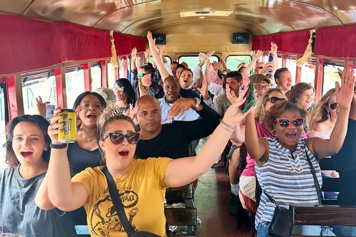 Charlotte FUNNY Historical Comedy City BUS Tour