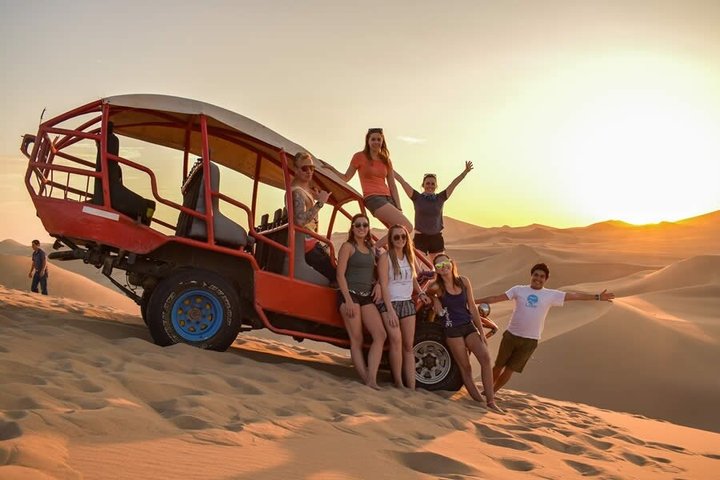 Huacachina Desert Adventure: Sandboarding & Dune Experience