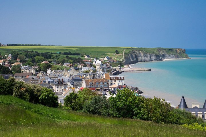 Deauville: Étretat & Honfleur Private Tour with Cider Tasting