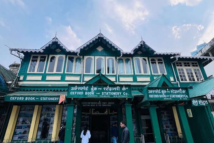 Sandakphu 6 Day Trek with Guide and Meals