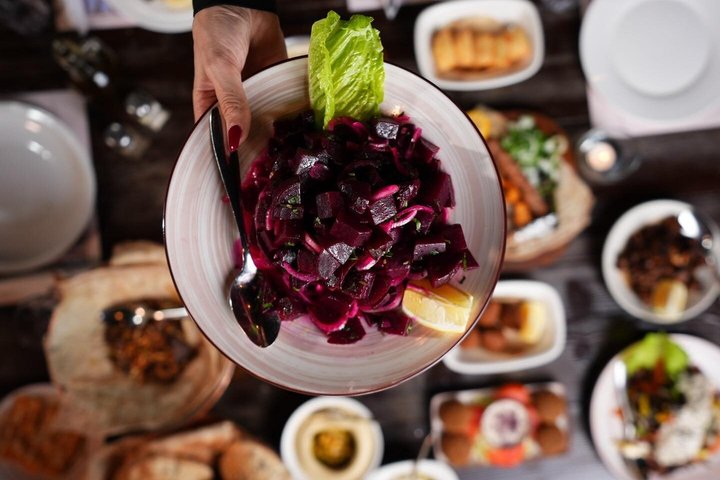 Private Madaba Haret Jdoudna Restaurant Lunch or Dinner from Dead Sea