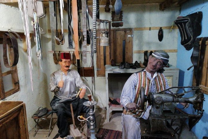 Private Handcraft Activity with La Storia Al Hakaya Museum Visit from Dead Sea