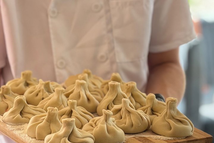 Small-Group Khinkali and Khachapuri Cooking Class in Tbilisi