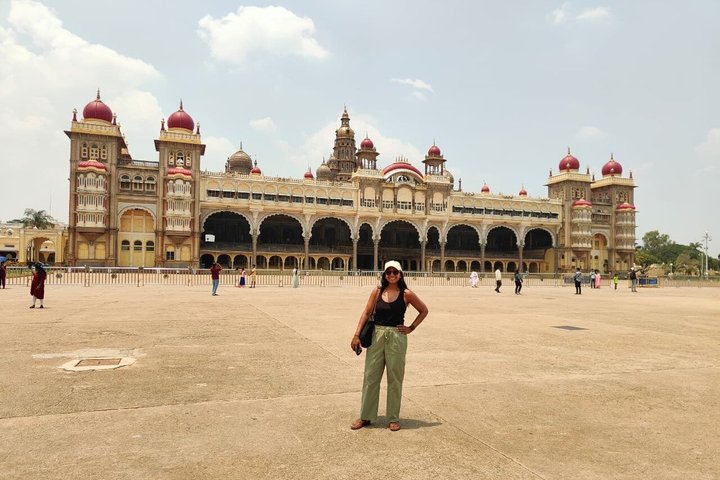Bengaluru To Mysuru Day Tour With Lunch & Entrance Ticket