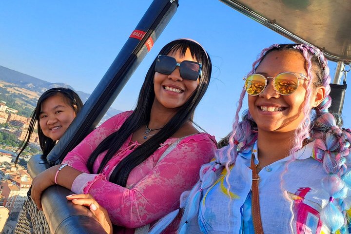 Balloon Ride over Catalonia with optional Pick-up from Barcelona