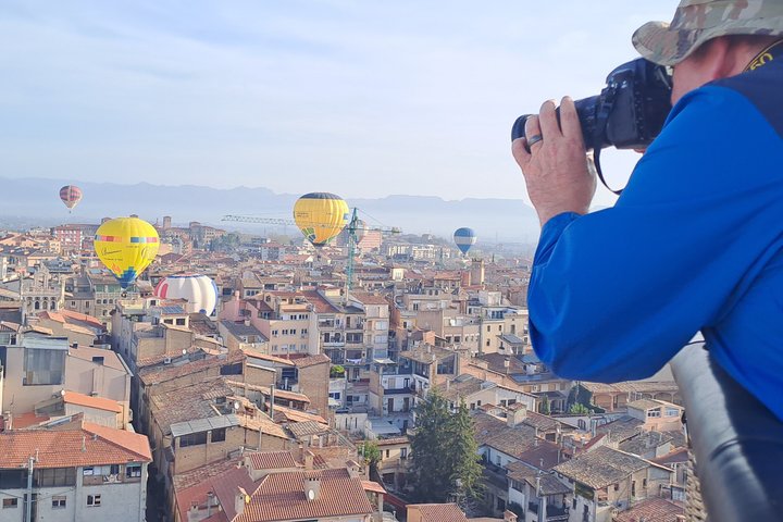 Balloon Ride over Catalonia with optional Pick-up from Barcelona