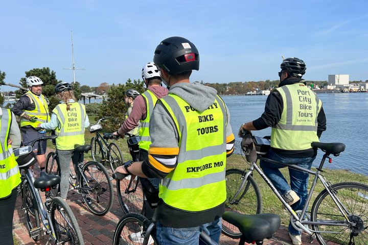 City of Portsmouth Bike Tour - Visit Historic Landmarks + Sites