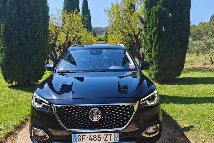 Private transfer by car: Airport from / to the City or Port of Marseille