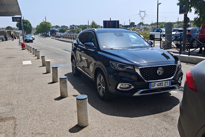 Private transfer by car: Airport from / to the City or Port of Marseille