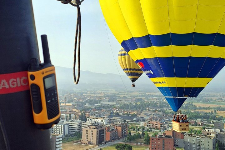 Balloon Ride over Catalonia with optional Pick-up from Barcelona