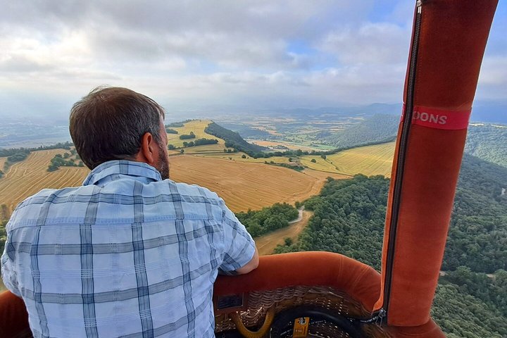 Balloon Ride over Catalonia with optional Pick-up from Barcelona